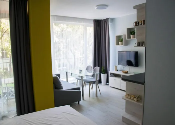 Siyana Varna-free Parking * וארנה