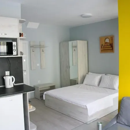 Siyana Varna-free Parking Daire *