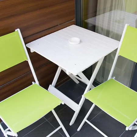 Siyana Varna-free Parking Daire Varna