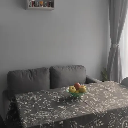 Siyana Varna-free Parking Daire Varna