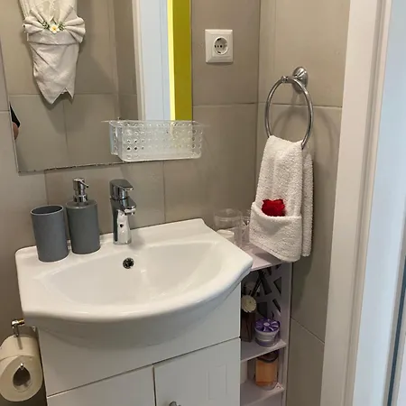 Siyana Varna-free Parking Daire *